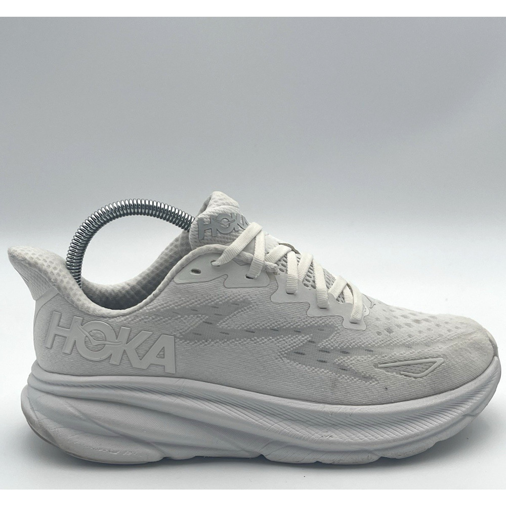 Hoka One One Clifton 9 Women’s Running Shoes Sz 8 D Wide Triple White Lace Up